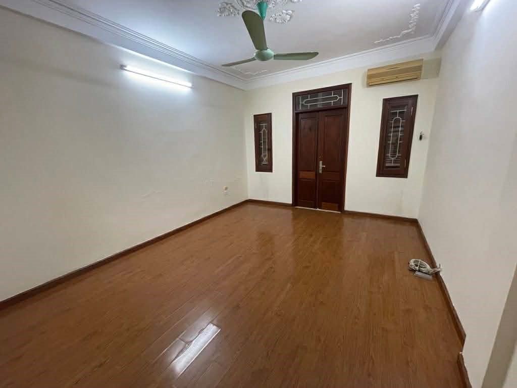 BÁN NHÀ HÀO NAM 55m2 x 4T_NGÕ THÔNG RỘNG_GẦN PHỐ_XÂY CHDV 7 TẦNG THANG MÁY DÒNG TIỀN KHỦNG, nhỉnh 14 tỷ